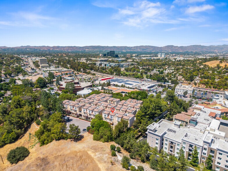 Building Photo - 5200 Premiere Hills Cir