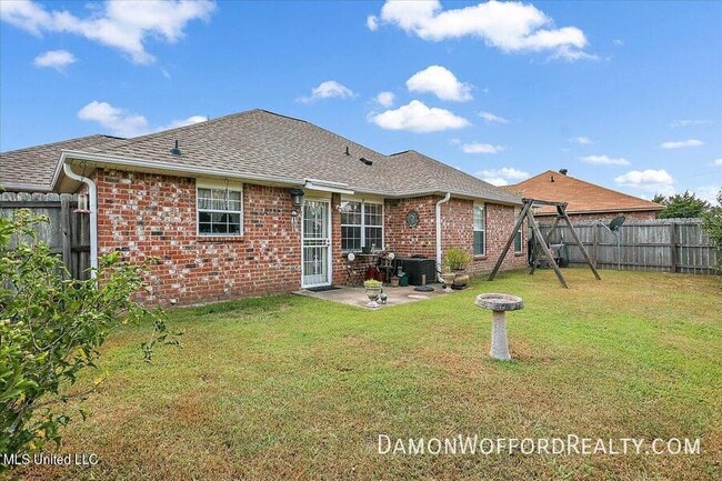 Building Photo - 172 Cedar Spring Cir