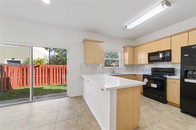 Building Photo - 14049 SW 51st Ln