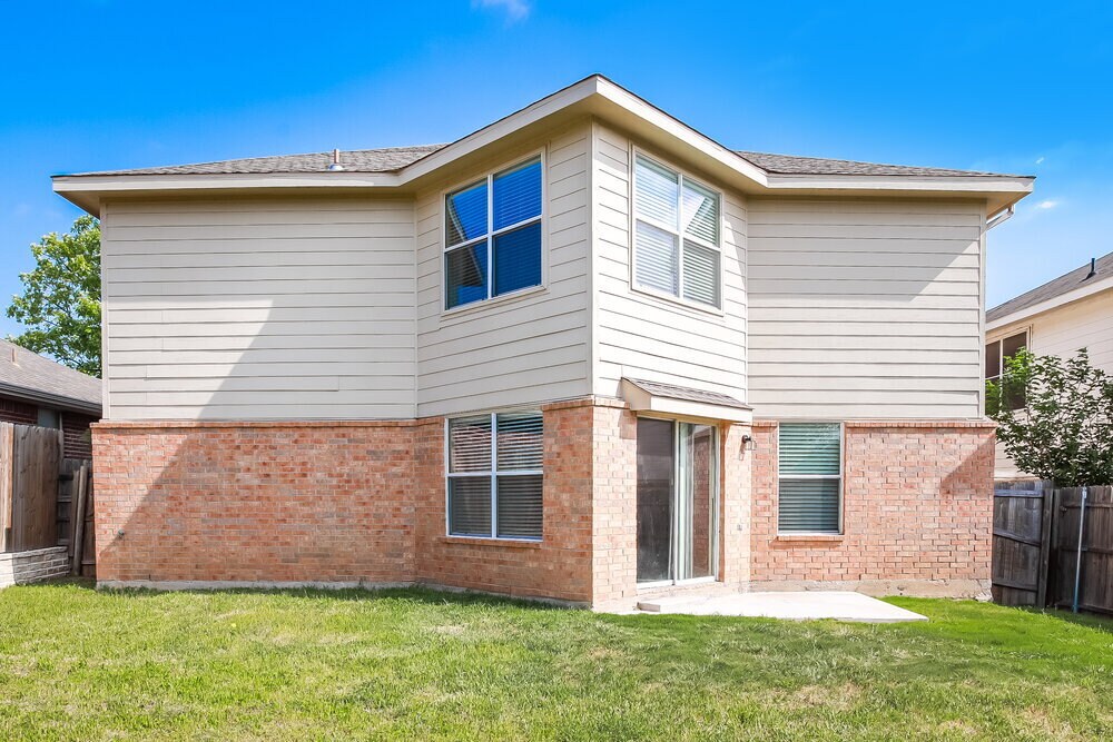 Building Photo - 4908 Chaps Ave