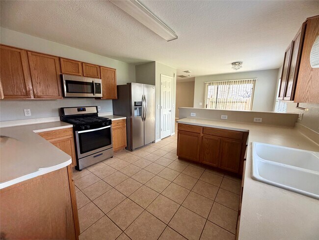 Building Photo - 635 Cypresswood Trce