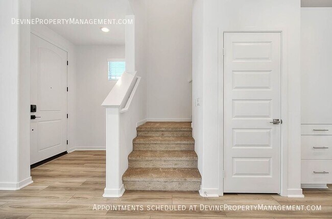 Building Photo - 7030 Aloe Ln