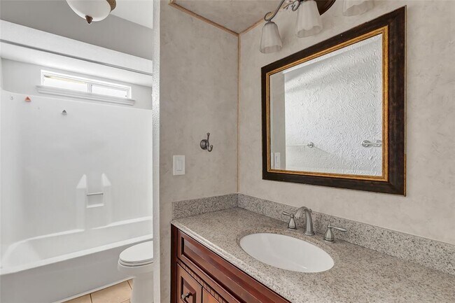 Building Photo - 2414 Chanay Ln