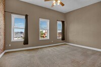 Building Photo - 1103 Light St