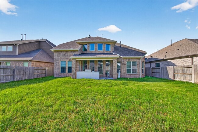 Building Photo - 32931 Franklin Brooks Dr