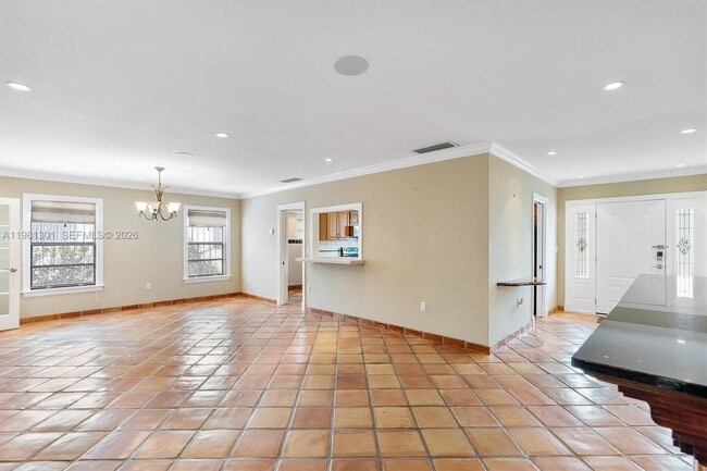 Building Photo - 300 187th St