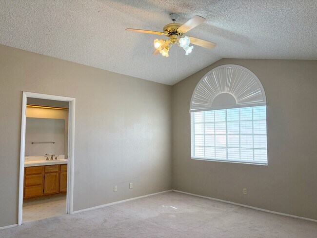 Building Photo - 2713 Brienza Way