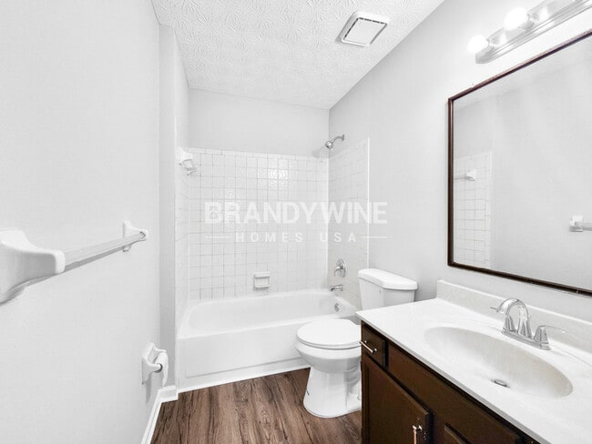 Building Photo - 4902 Fielding Way