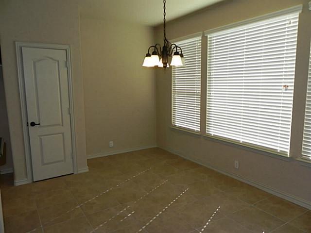 Building Photo - 1814 English Ln