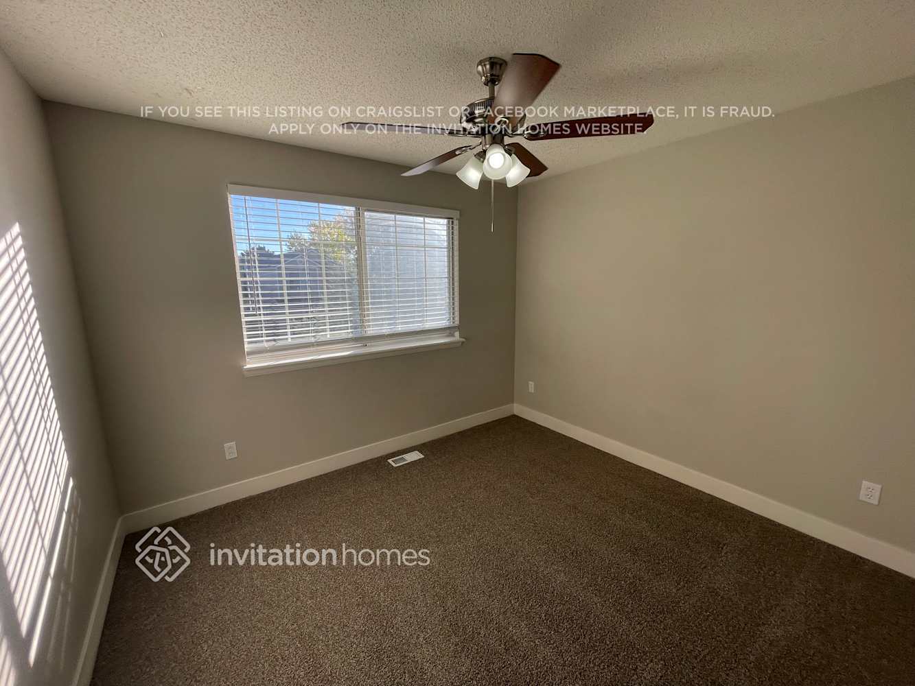 Building Photo - 10523 Hyacinth Pl