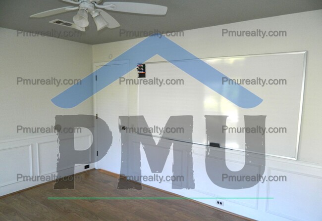 Building Photo - AVAILABLE NOW!!! Stunning 4-Bed, 3-Bath Ho...