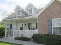 Building Photo - 880 New Village Dr NW