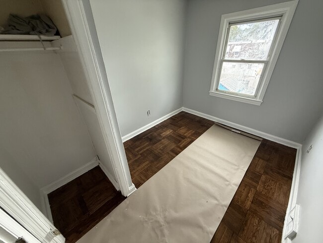 Building Photo - 906 Alcyon Dr