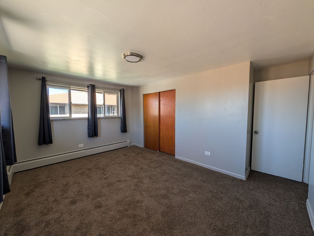 Building Photo - 1741 Clinton St