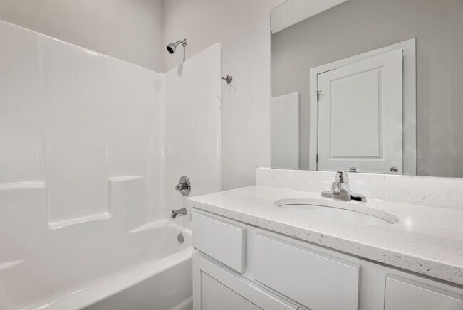 Building Photo - 13432 Haskell Ct
