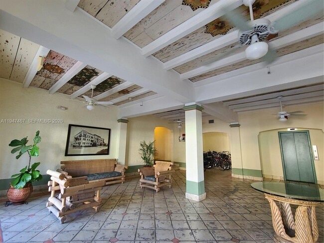 Building Photo - 900 16th St