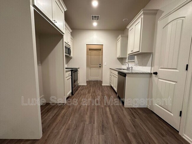 Building Photo - 412 Chalk Hill Ct