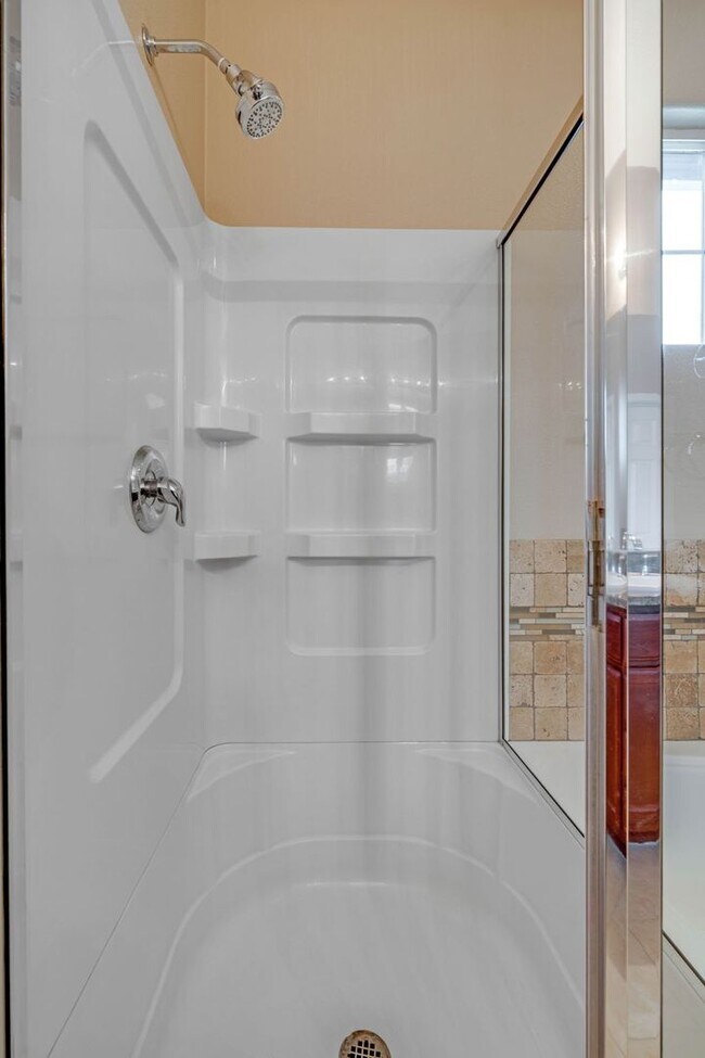 Building Photo - Renovated 3-Story Rocklin Townhome with Two-Car Garage!