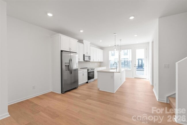 Building Photo - 3012 Rexton Ln