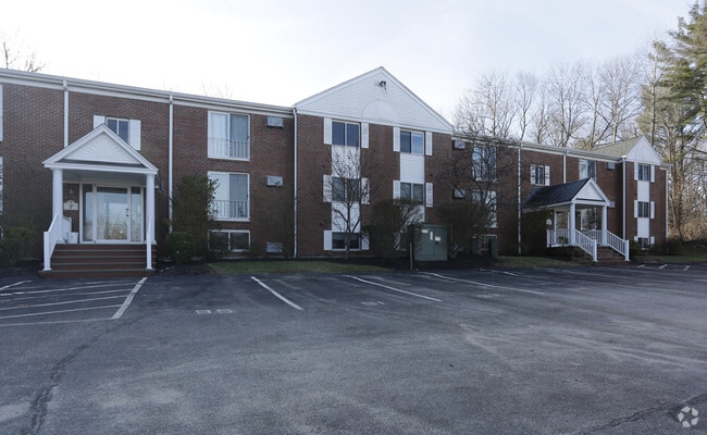 Building Photo - Birchwood Pointe