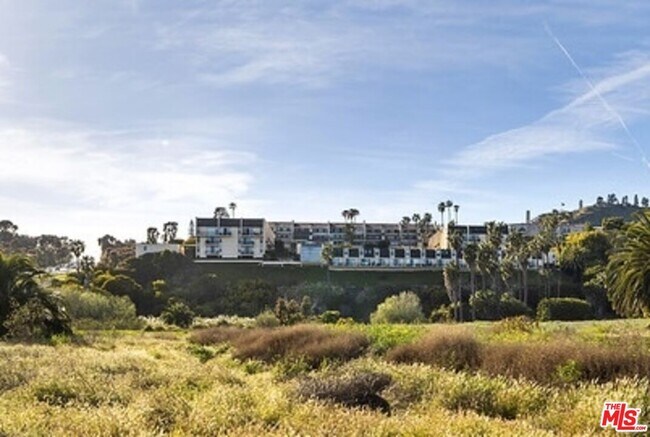 Building Photo - 23901 Civic Center Way