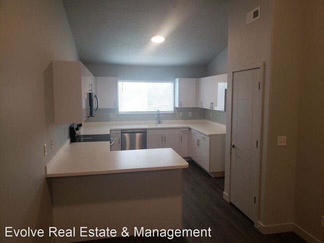 Building Photo - 2 br, 1 bath House - 1141 E 1320 S Bld D 304