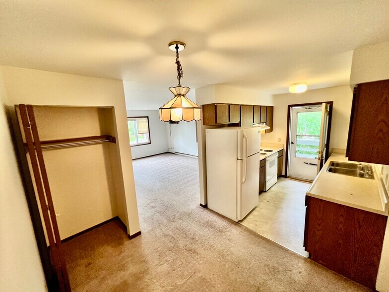 Dining, Living, and Kitch - 3176 Ridgeway Ave