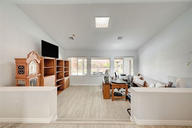 Building Photo - 2288 Tedesca Dr