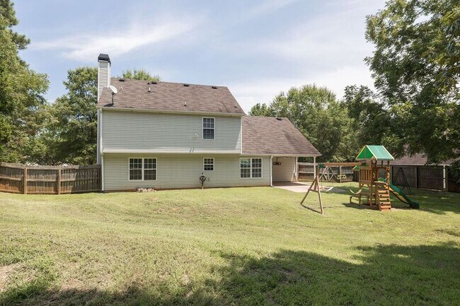Building Photo - 453 Reba Ct