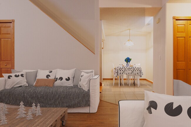 Building Photo - 723 bluejay lane