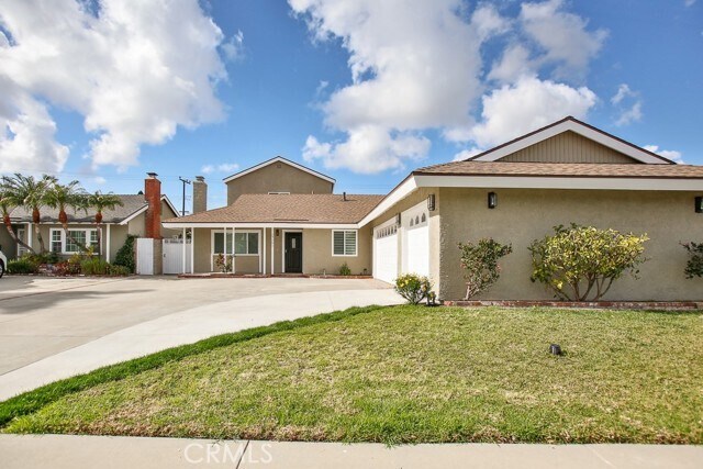 Building Photo - 17151 Hague Ln