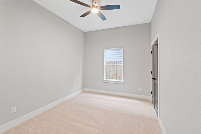 Building Photo - 7349 Sandle St