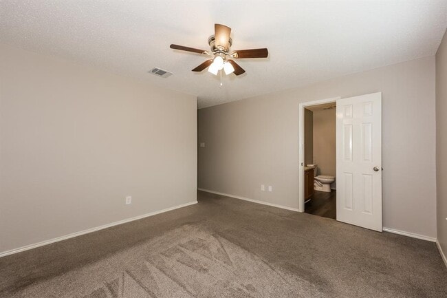 Building Photo - 1118 Single Tree Dr