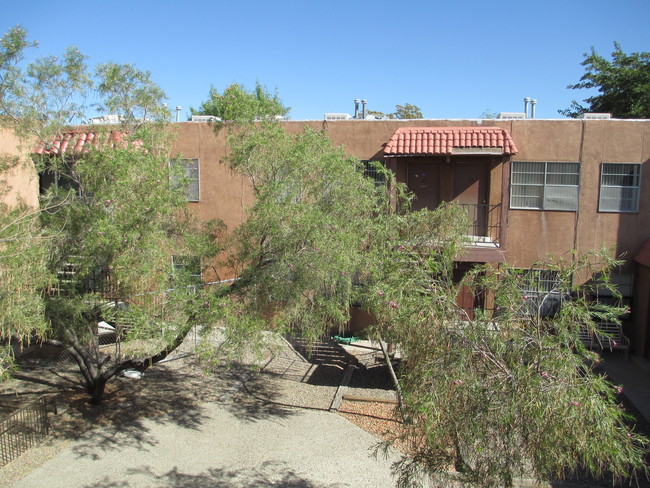 Building Photo - Zodiac Apartments