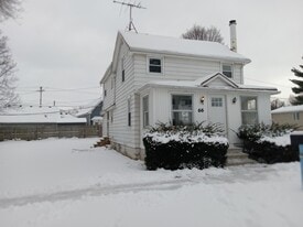 Building Photo - 66 Sea View Ave