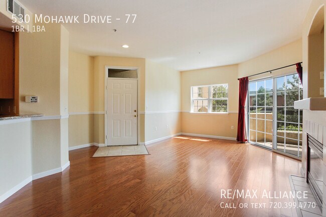 Building Photo - 530 Mohawk Dr