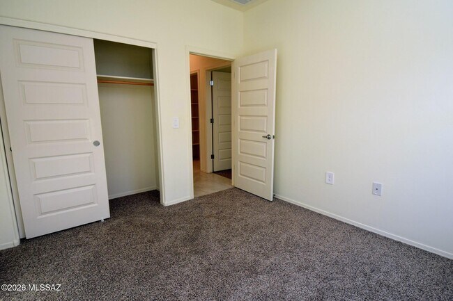 Building Photo - 10155 N Leopard Gecko Terrace