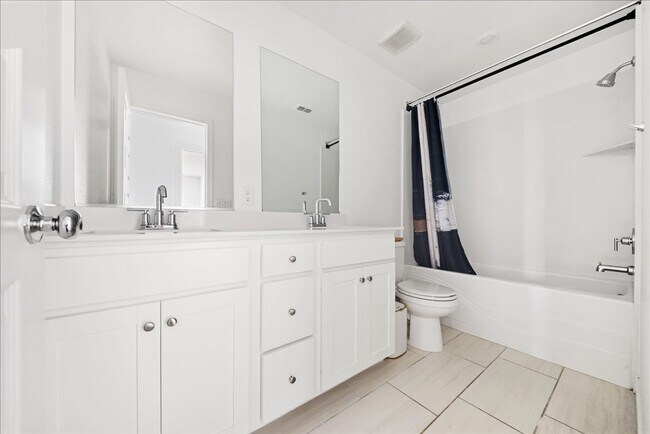 Building Photo - 12639 Patagonian Wy