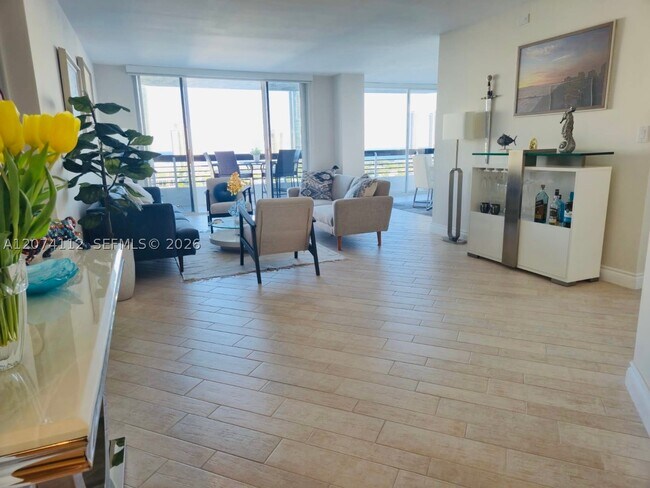 Building Photo - 3530 Mystic Pointe Dr