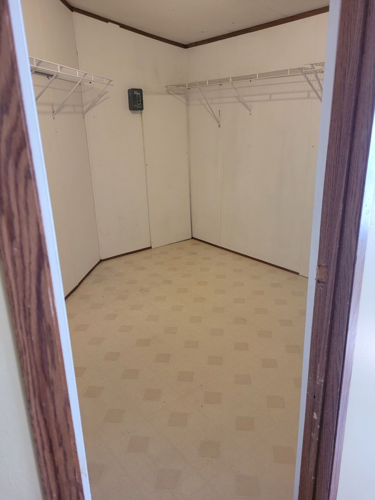 Building Photo - 14054 Mays Rd