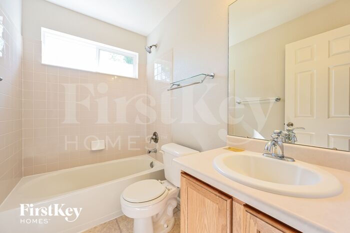 Building Photo - 6339 Westview Cir