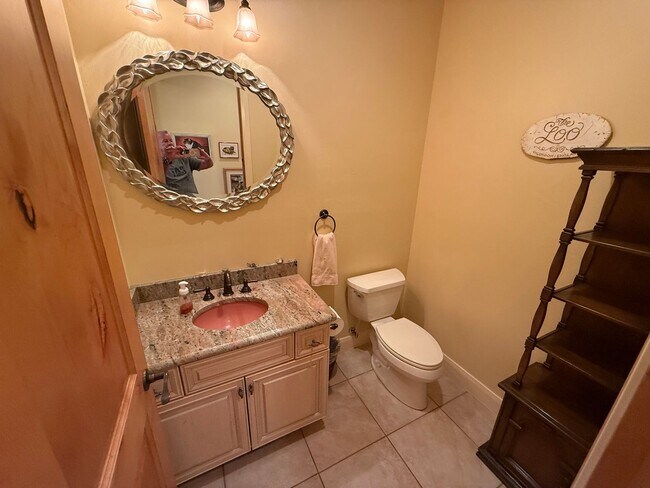 Building Photo - Truly unique and one of a kind Baker Reservoir home. Price Reduced! 3-Month Lease Option Available!