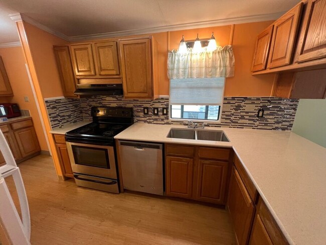 Building Photo - 6246 Treasure Valley Cir
