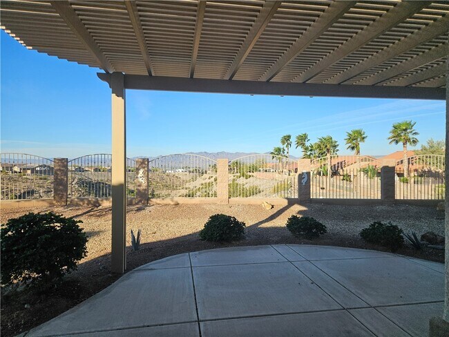 Building Photo - 2694 Sanctuary Dr