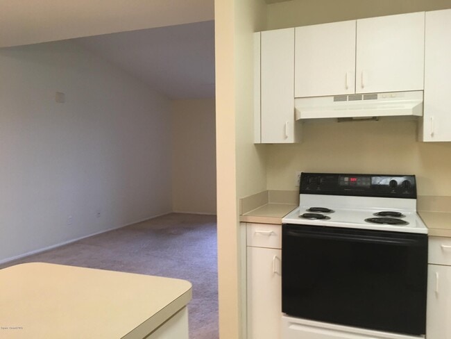 Building Photo - 1860 Long Iron Dr