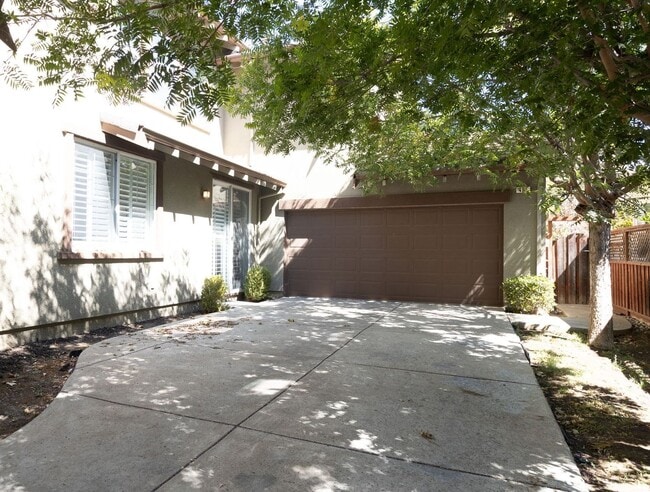 Building Photo - GREAT PRICE!!!- Mountain House-A Commuter'...