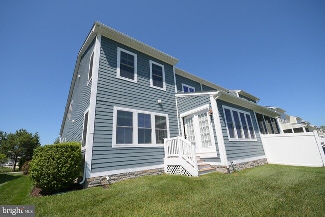 Building Photo - 38918 Blue Indigo Rd