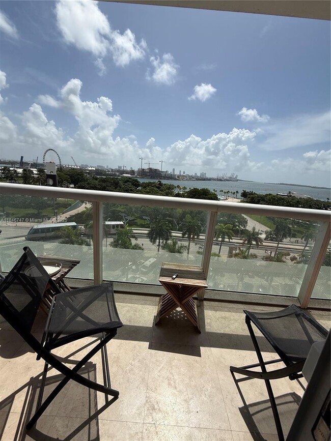 Building Photo - 50 Biscayne Blvd