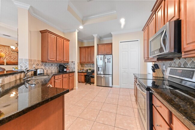 Building Photo - 9220 Short Chip Cir