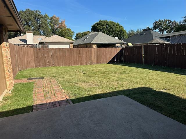 Building Photo - 2033 Espinosa Dr